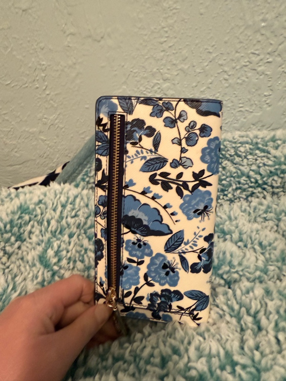 Kate Spade Madison Vase Floral Large Slim Bifold Wallet